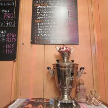 ロシアのビールやウォッカ類のメニューも。