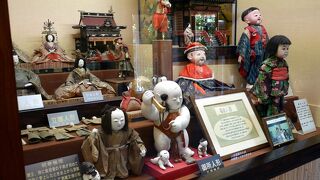 博物館にあるまじき圧縮陳列の中に稀少品が紛れており油断できない、残存9体の福松人形まである