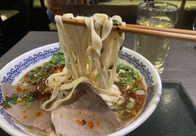 本格的でおいしい蘭州ラーメン