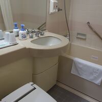 普通のユニットバスです