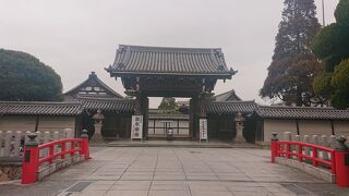 亀山御坊本徳寺