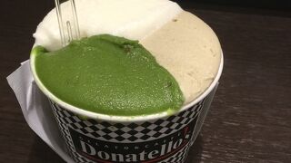 ドナテロウズ 新宿高島屋タイムズスクエア店