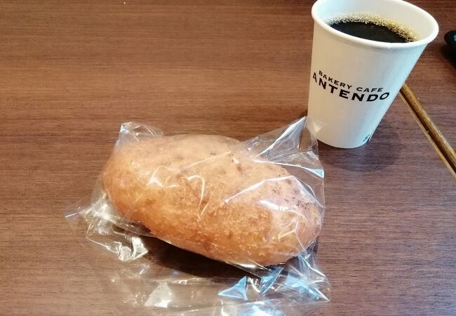 パンとコーヒー