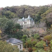 博物館からみた洋館