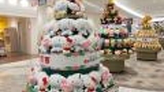 平日は落ち着いて買い物ができます。