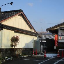 周辺は湯けむりが立っていました