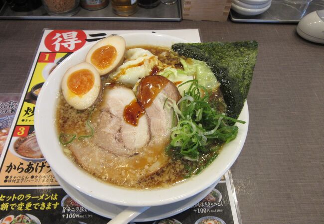 「熱々でパリパリのキャベツが自慢」のお店