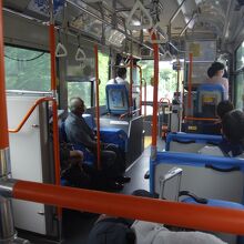 気仙沼線BRT同様、通常の路線バス仕様