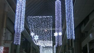 やはりコロナ禍で夜間はひっそりとしていました