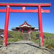 駒ヶ岳山頂の【天空に浮かぶ幻想的な社】