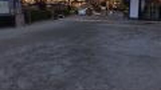 綾瀬川沿いの公園