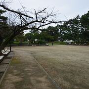 土浦城のあった場所に存在する公園