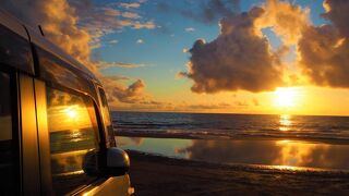 車の運転が好きな方には最高の砂浜の道、夕日が綺麗でした