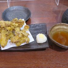 「まいたけの天ぷら」400円