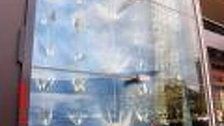 原爆ドームを上から見ることが出来るのが売りです