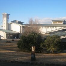 愛知県陶磁美術館