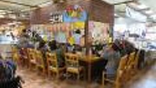 ≪仙台場外市場 杜の市場≫にある海産物販売＋海鮮丼のお店