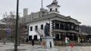 甲府の駅前にあります