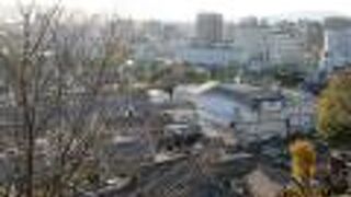 倉敷美観地区一望の小高い丘にある公園。