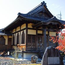 スミス記念堂の外観