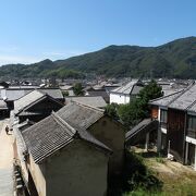 竹原の古い街並みを見下ろすお寺。