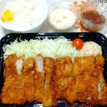 ダブルカツ弁当