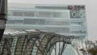 飲食店街「うまいと」をウロウロ