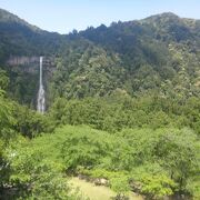 滝と神社で有名