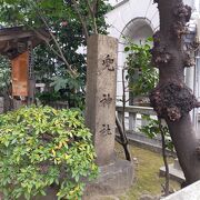 兜町にある神社