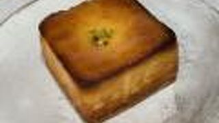 ケーキ屋の様なパン屋