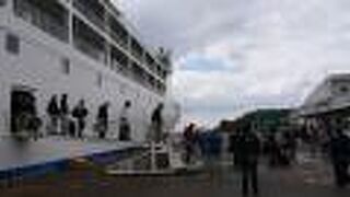 小笠原の「玄関」