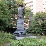 意外にも、都内になかった徳川家康像