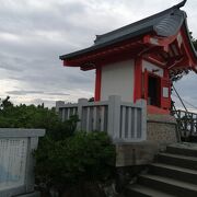 龍王崎の小さな神社