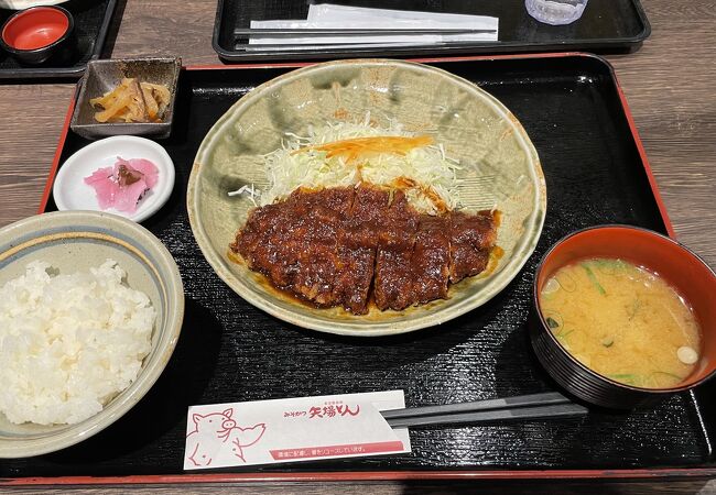 名古屋めし食堂に名古屋名物集合