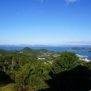 小豆島の南西部の変化に富んだ地形を一望