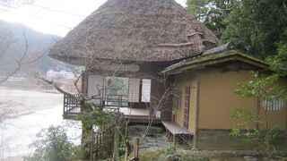 非常に情趣のある見所が満載です