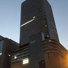 早朝の東タワー