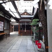 京都滞在中に何度かこの神社の前を通りました。