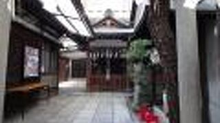京都滞在中に何度かこの神社の前を通りました。