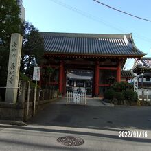 山門の様子です。