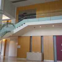 清潔感あるロビー