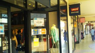 リーバイスファクトリーアウトレット (三井アウトレットパーク木更津店)