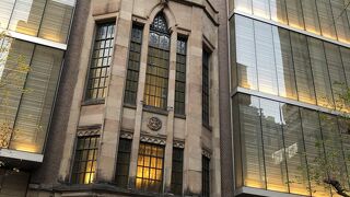 銀座の通りのひとつ。