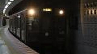 近鉄神戸線と言っても良いくらい車両は近鉄が多い