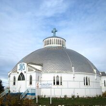 イグルー Igloo と言われるイヌイットのつくる氷製のかまくらに似ていることから この愛称で呼ばれている By ごーふぁー イグルー 教会のクチコミ フォートラベル