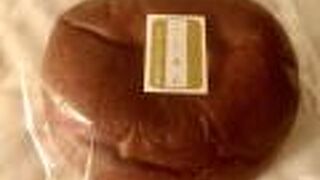 ずっしりクリームパン