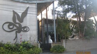 庭や建物も作品です。