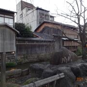 偶然通りかかったのですが、京都を感じさせる風情ある地域です。