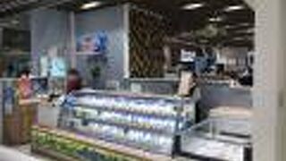 神戸サンド屋のピーチポークサンドがおいしい