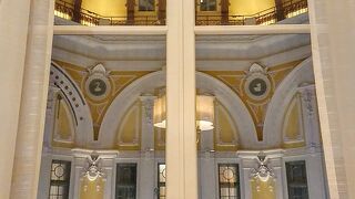 見どころ満載の美しい駅舎